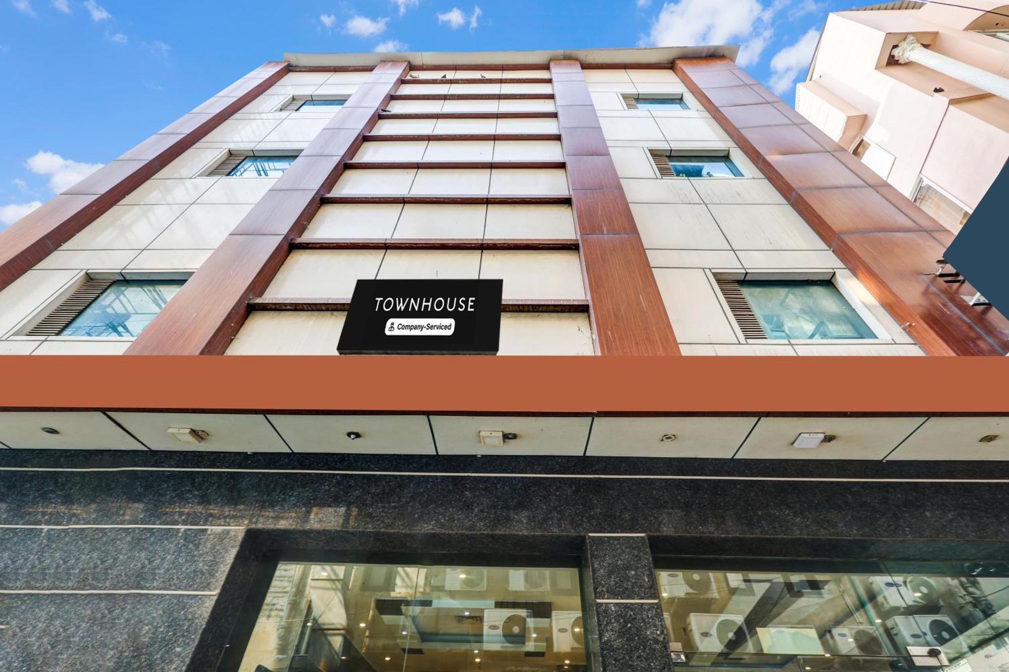 Super Townhouse Arakashan Road Paharganj Formerly Mohan International Neu-Delhi Exterior foto